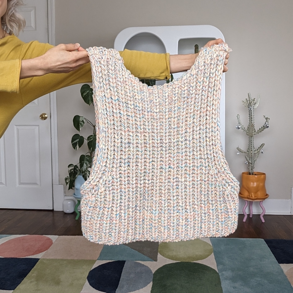 SOLD - Free people chunky knitted Hoopla Vest - Picture 6 of 11